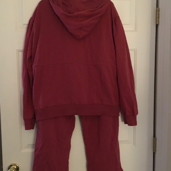 Honey Bunch Sweatsuit Set 1x - Picture 2 of 6